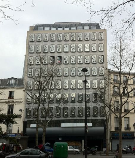 kouka-Graffiti-covered-building-republique-paris